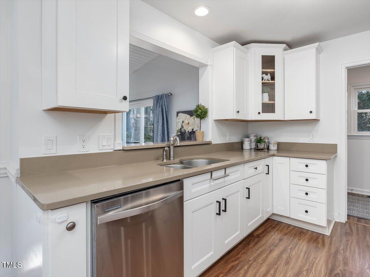 8104 Greywinds Drive Raleigh, NC 27615 - Photo 14 of 40 21-Kitchen