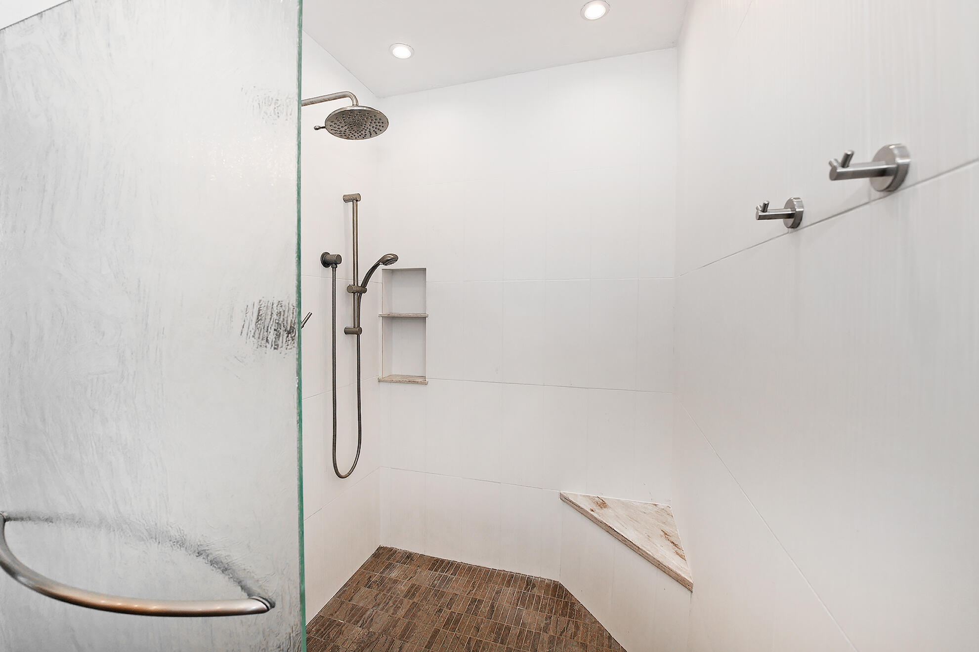 1398 Southwest 3rd Street Boca Raton, FL 33486 - Photo 18 of 29 BAMainShower