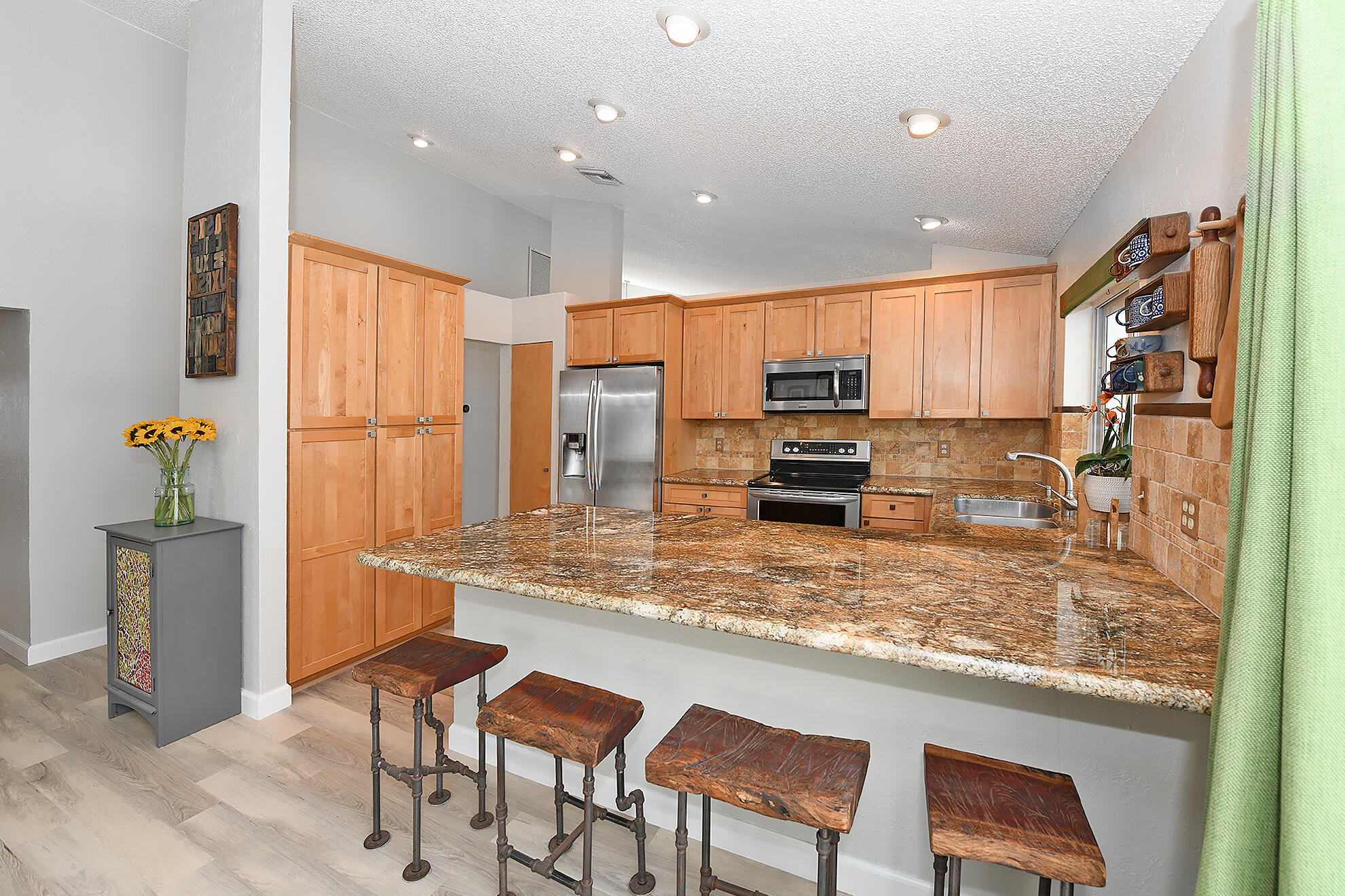 1398 Southwest 3rd Street Boca Raton, FL 33486 - Photo 10 of 29 Kitchen