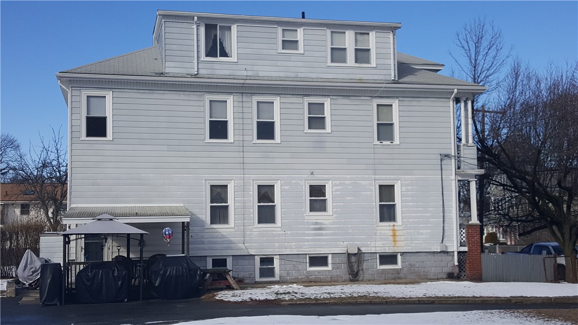 118 Power Road Pawtucket, RI 02860 - Photo 1 of 23 Gallery Image 1