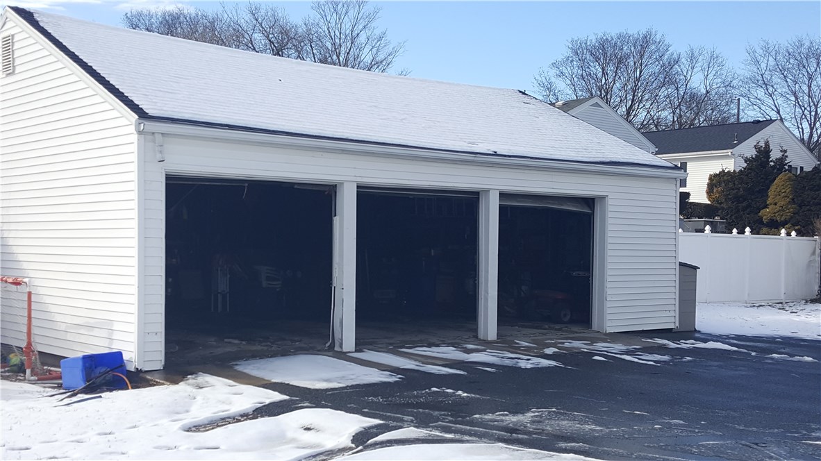 118 Power Road Pawtucket, RI 02860 - Photo 4 of 23 Gallery Image 4
