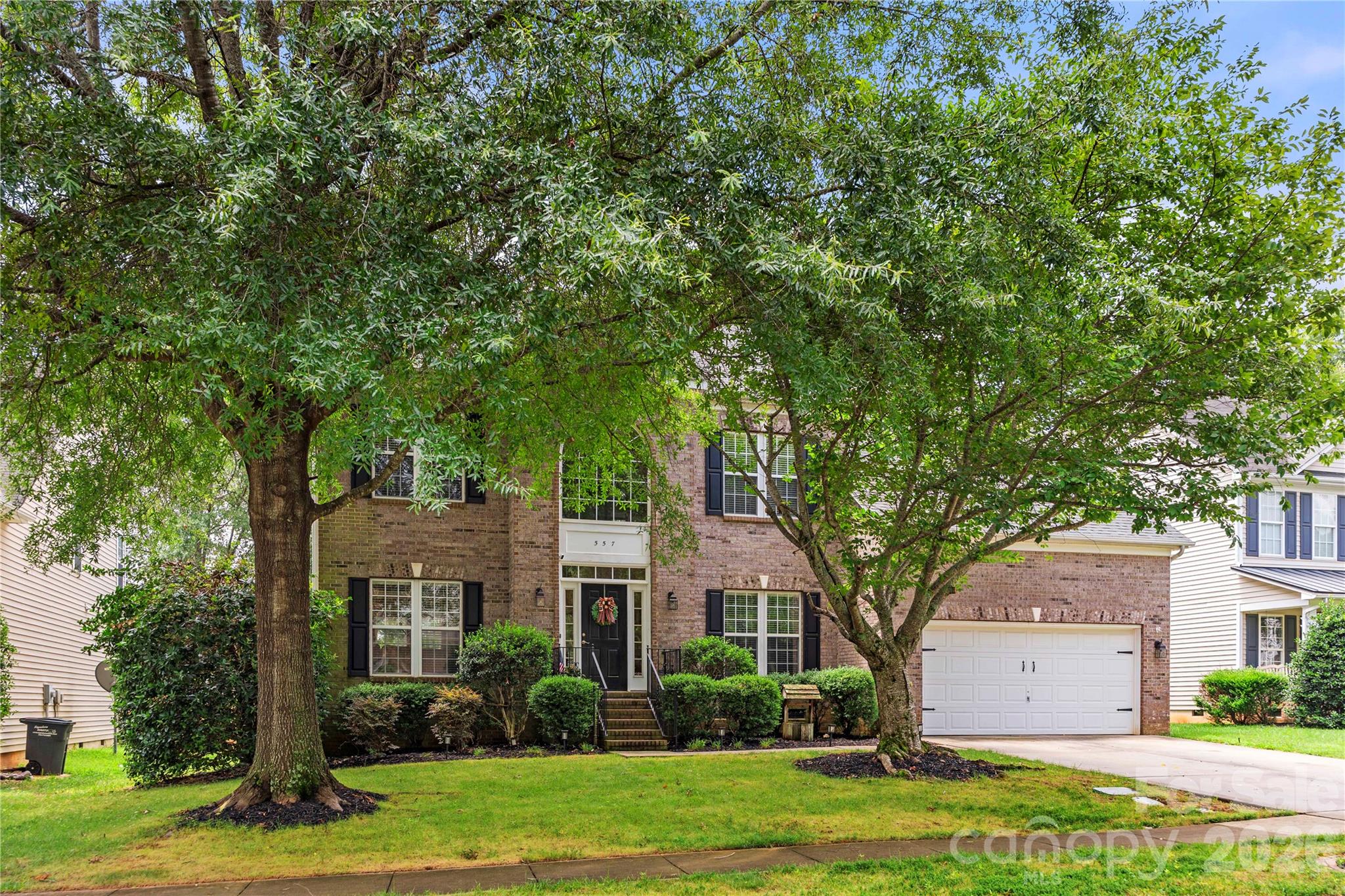 557 Fair Oaks Drive Fort Mill, SC 29708 - Photo 2 of 48