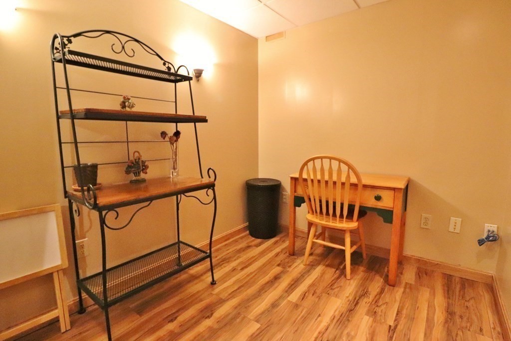 61 Brookside Road Westford, MA 01886 - Photo 18 of 32 Gallery Image 18