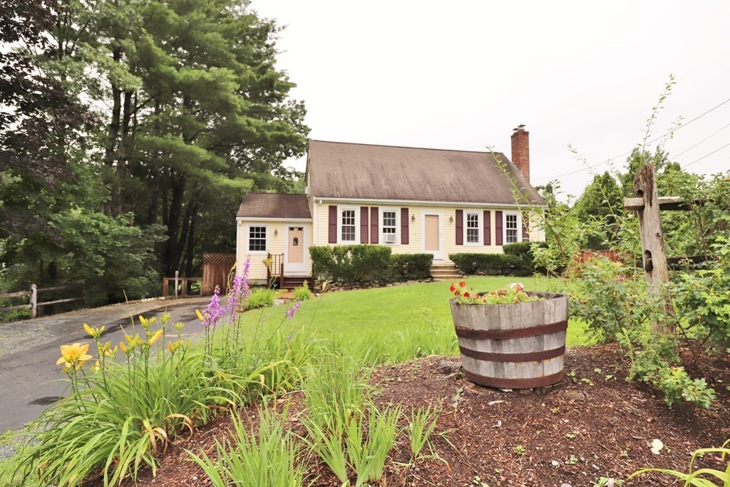 61 Brookside Road Westford, MA 01886 - Photo 2 of 32 Gallery Image 2