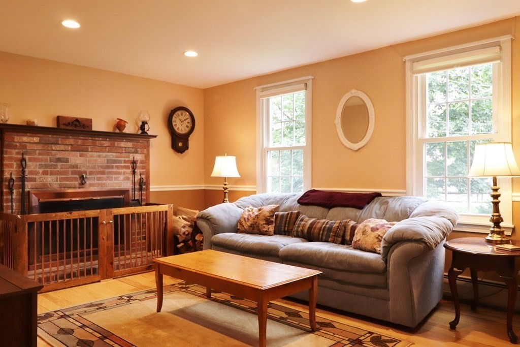 61 Brookside Road Westford, MA 01886 - Photo 10 of 32 Gallery Image 10