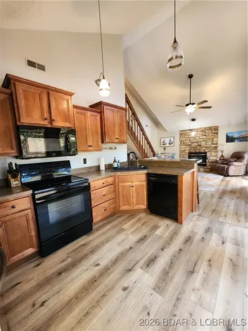 $595,000 | 101 Moss Hollow Lane, Camdenton, MO 65020