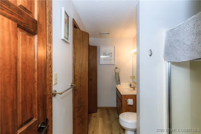 $595,000 | 101 Moss Hollow Lane, Camdenton, MO 65020