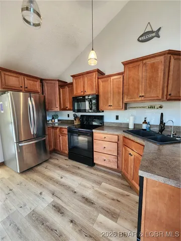 $595,000 | 101 Moss Hollow Lane, Camdenton, MO 65020