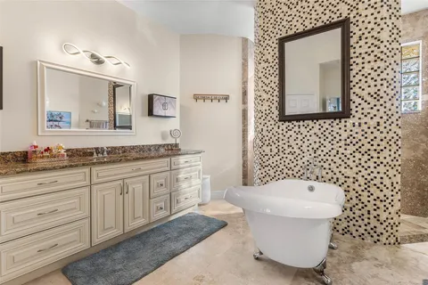 $2,399,000 | 7033 Northwest 63rd Way, Parkland, FL 33067