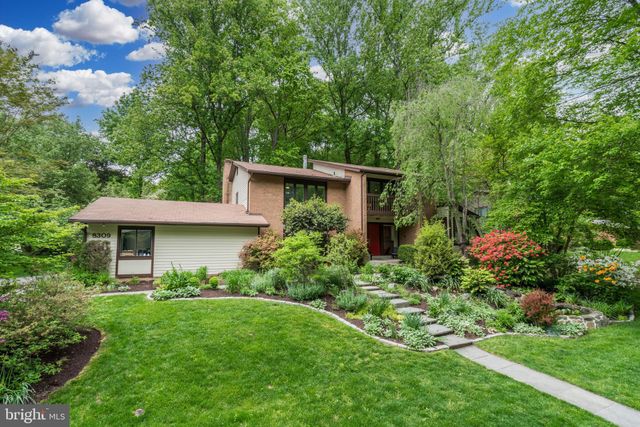$1,500,000 | 8309 River Trail Lane, Bethesda, MD 20817