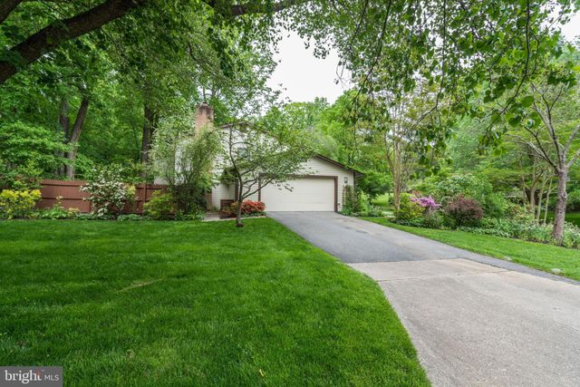 $1,500,000 | 8309 River Trail Lane, Bethesda, MD 20817