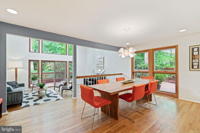 $1,500,000 | 8309 River Trail Lane, Bethesda, MD 20817