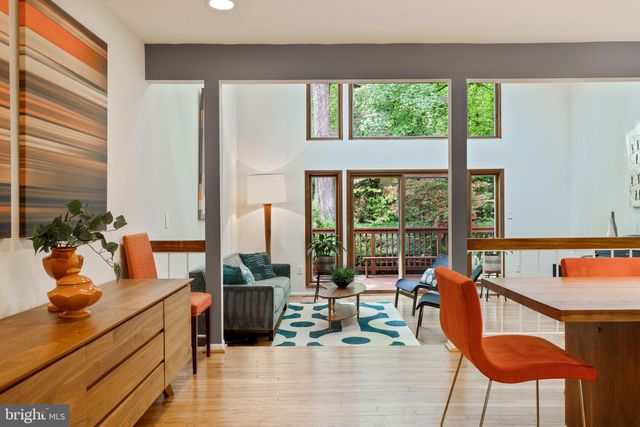 $1,500,000 | 8309 River Trail Lane, Bethesda, MD 20817