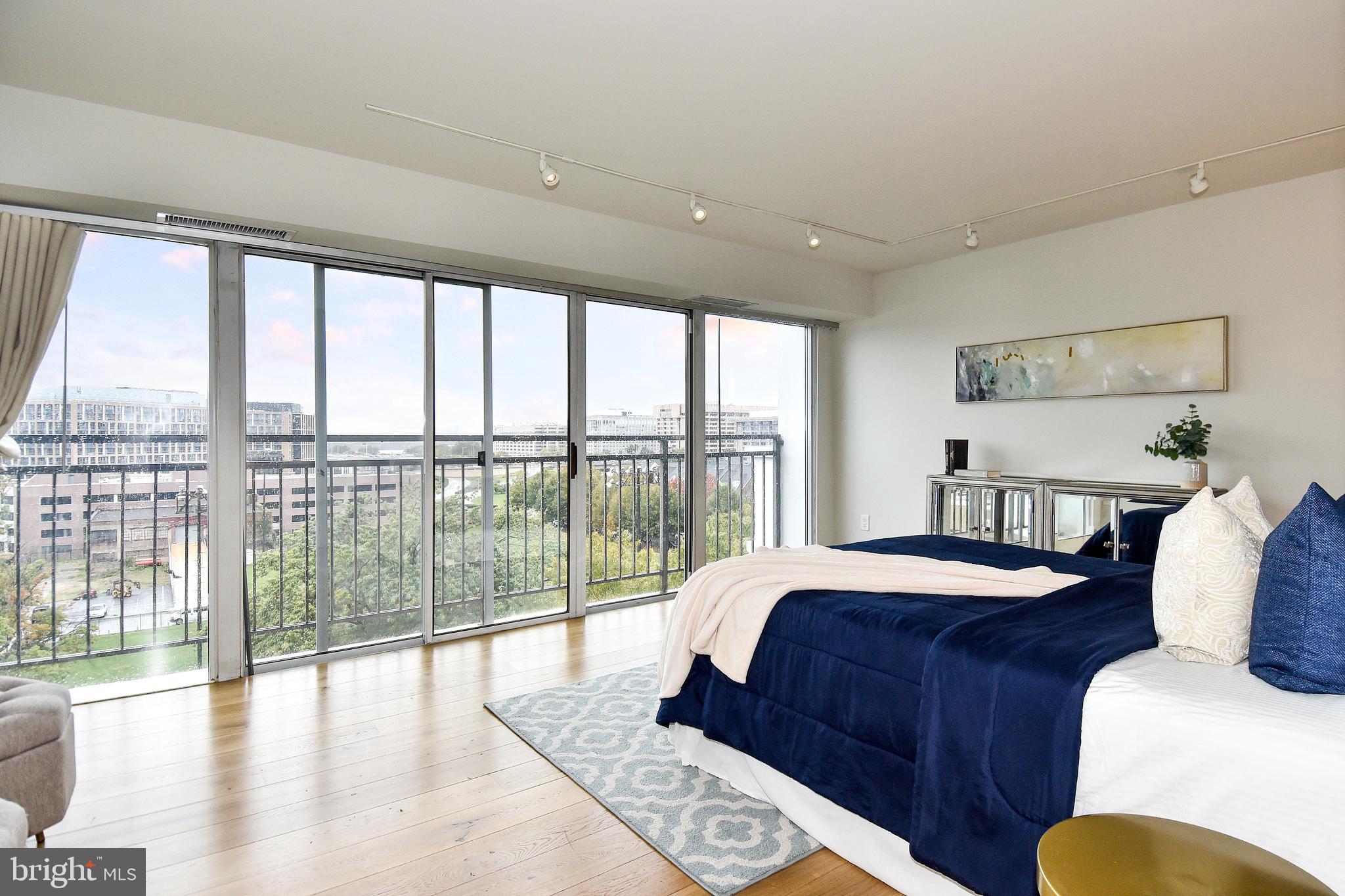 700 7th Street Southwest, Unit 812 Washington, DC 20024 - Photo 19 of 54