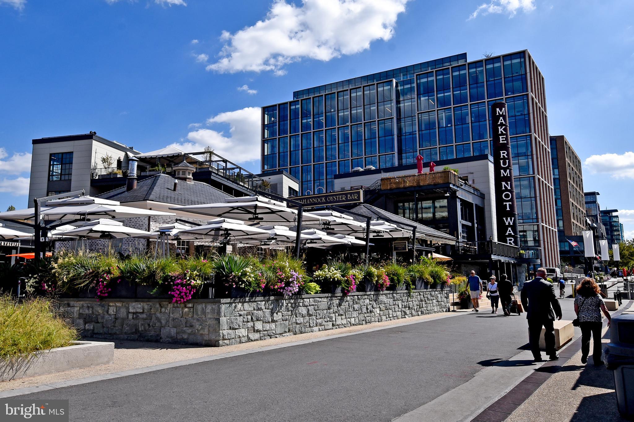 700 7th Street Southwest, Unit 812 Washington, DC 20024 - Photo 42 of 54