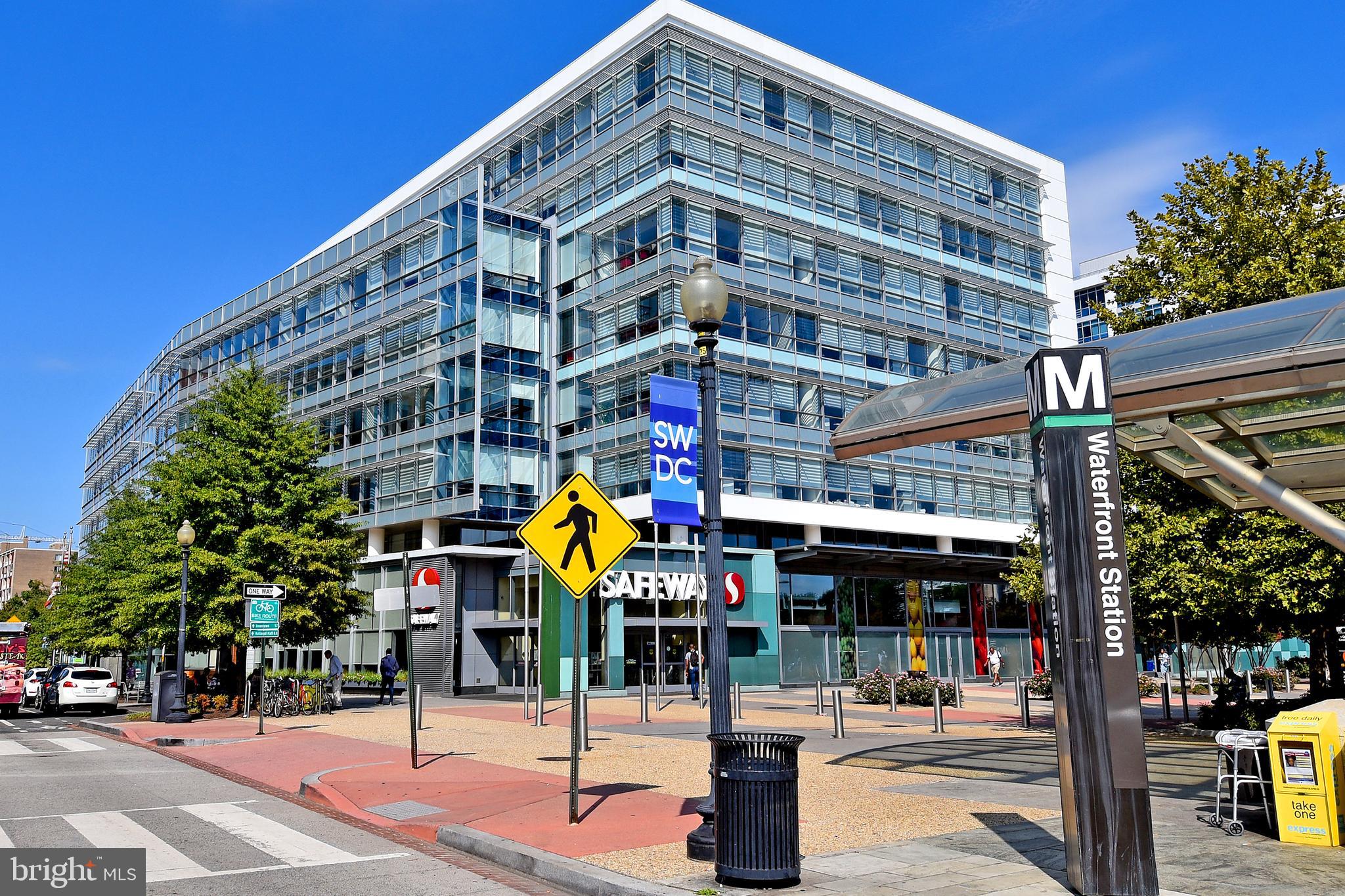 700 7th Street Southwest, Unit 812 Washington, DC 20024 - Photo 46 of 54
