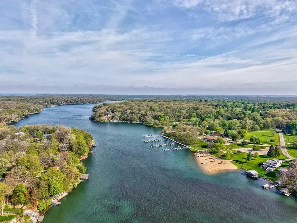 $659,900 | 1419 Shoreline Drive, Varna, IL 61375