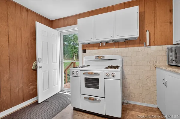 $194,900 | 28329 West Cove Drive, Lincoln, MO 65338