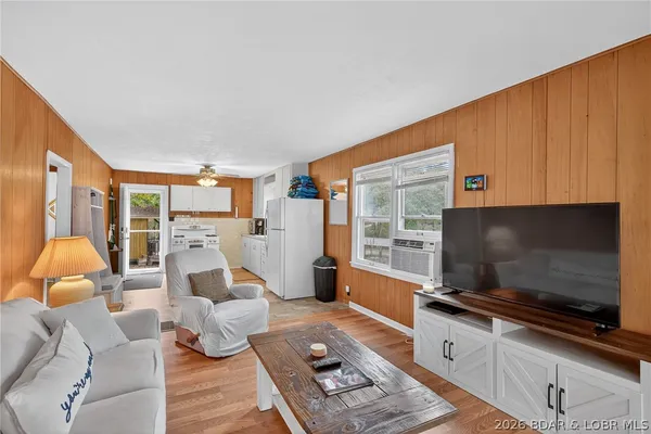 $194,900 | 28329 West Cove Drive, Lincoln, MO 65338