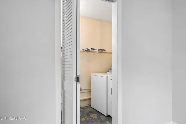 $317,500 | 7713 Wendy Lane, Powell, TN 37849