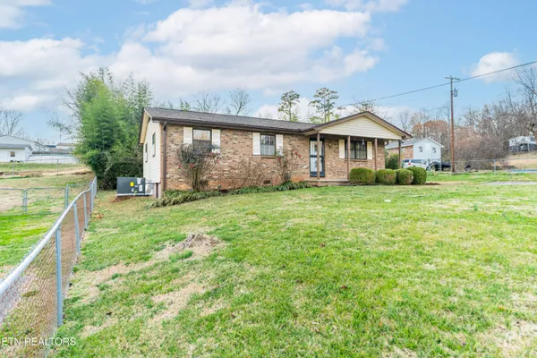 $314,999 | 7713 Wendy Lane, Powell, TN 37849