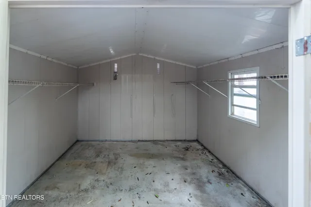 $317,500 | 7713 Wendy Lane, Powell, TN 37849