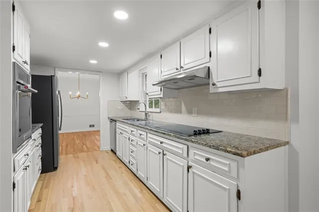 $3,600 | 2340 Castleridge Court, Tucker, GA 30084