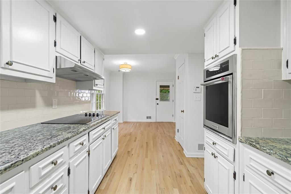 2340 Castleridge Court Tucker, GA 30084 - Photo 21 of 60