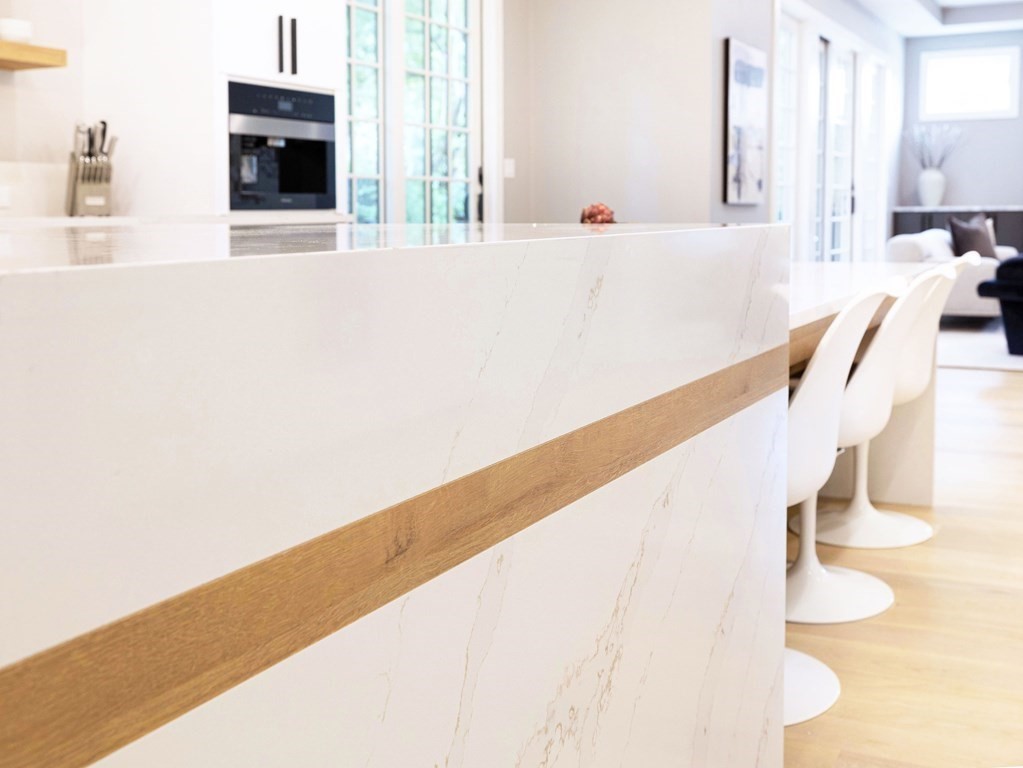 20 Bound Brook Road Newton, MA 02461 - Photo 13 of 40 a view of kitchen and living room