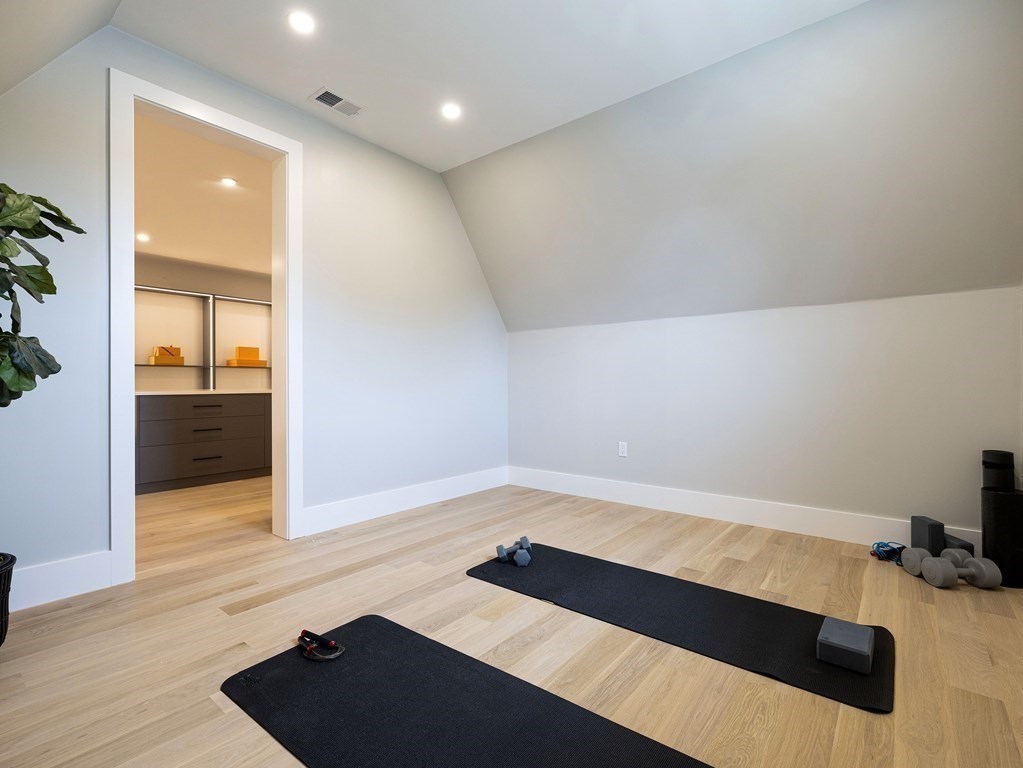 20 Bound Brook Road Newton, MA 02461 - Photo 28 of 40