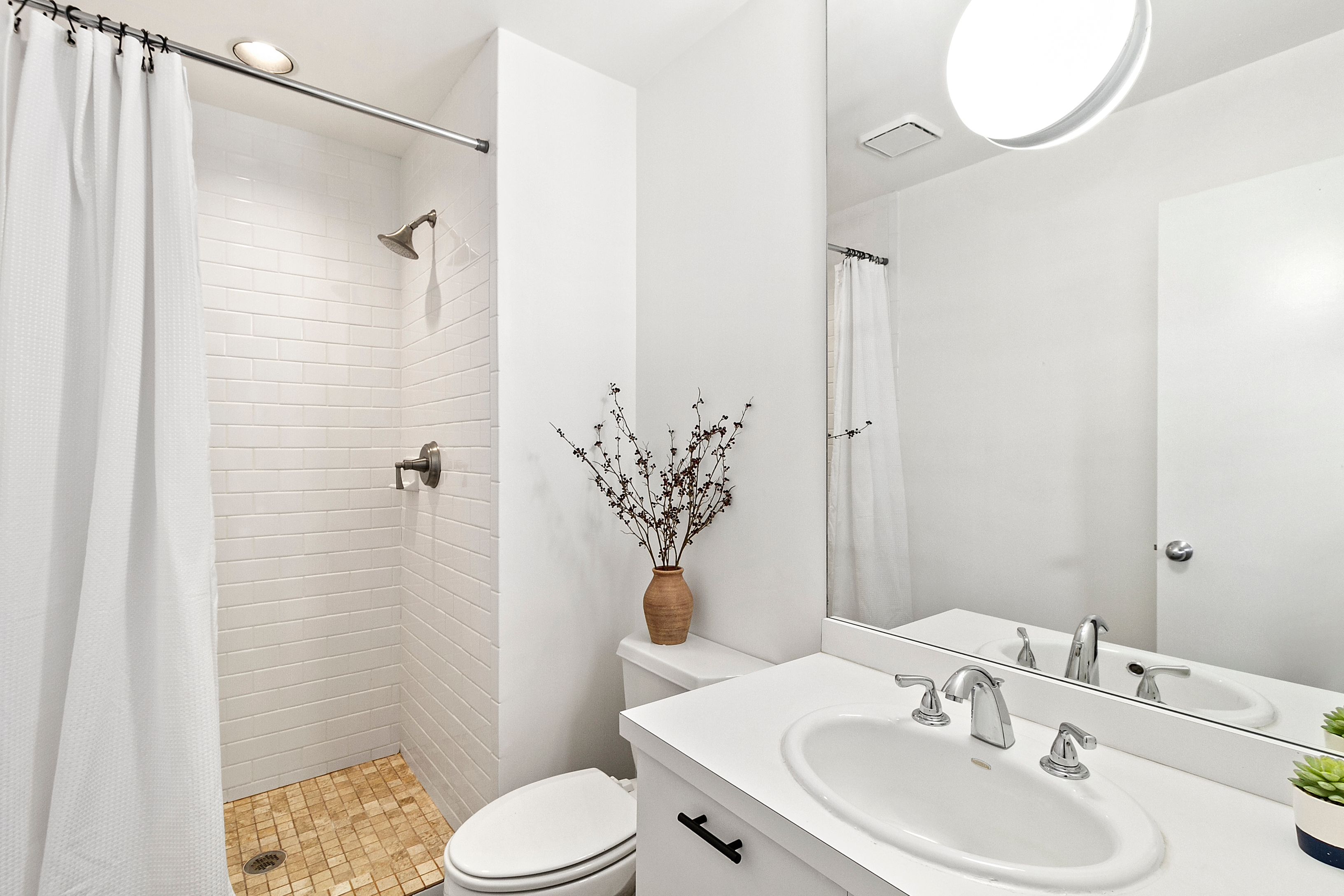 4 Fox Glove Road East Hampton, NY 11937 - Photo 9 of 20