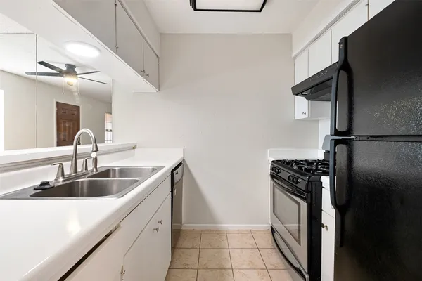 $1,245 | 7801 Shoal Creek Boulevard, Unit 201, Austin, TX 78757