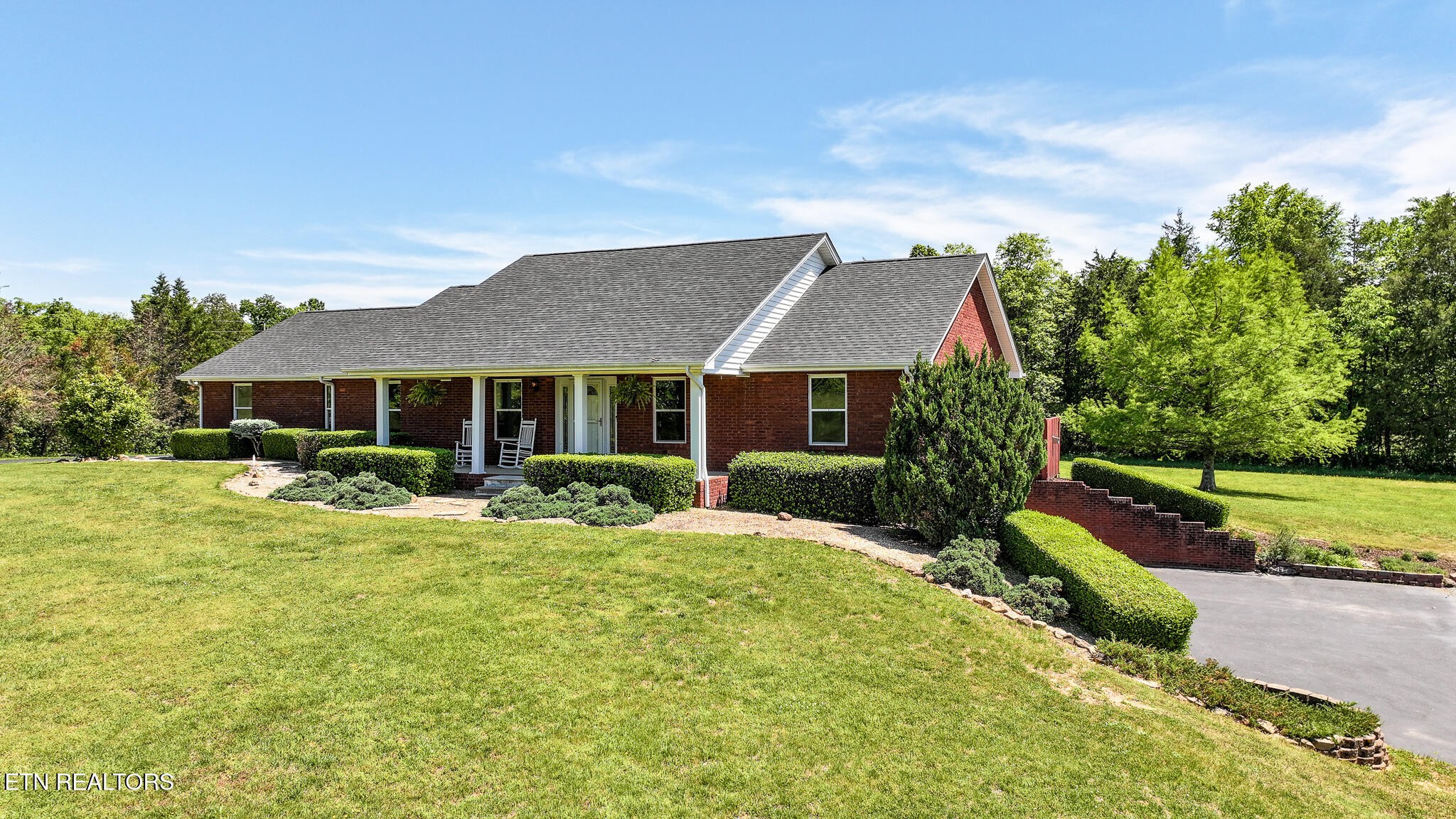 2290 Cherry Street Rutledge, TN 37861 - Photo 2 of 59 Gallery Image 2