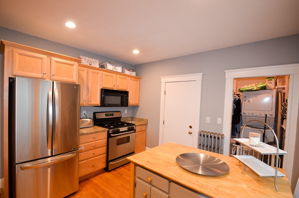 56 Forest Hills Street, Unit 1 Boston, MA 02130 - Photo 4 of 24