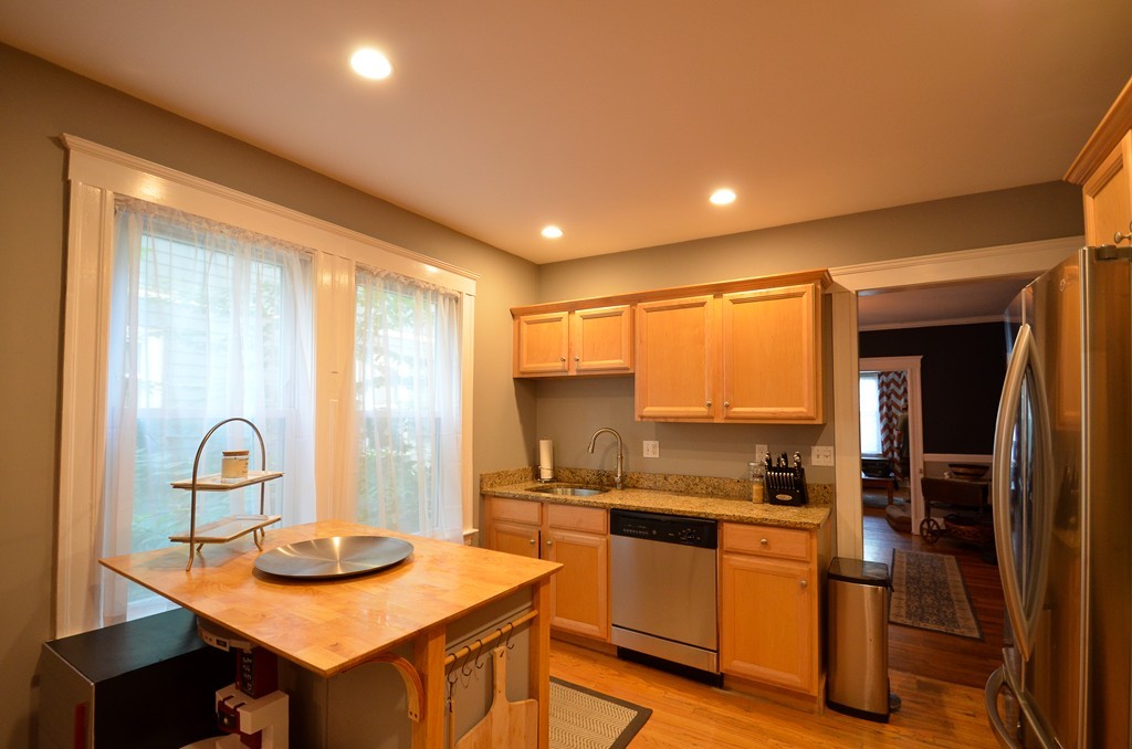 56 Forest Hills Street, Unit 1 Boston, MA 02130 - Photo 5 of 24