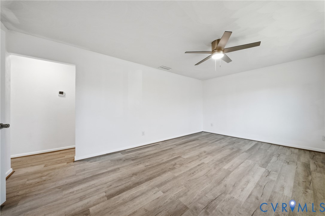 517 Windsor Gate Circle Virginia Beach, VA 23452 - Photo 8 of 47 Great flex-space for relaxing or could be a home o