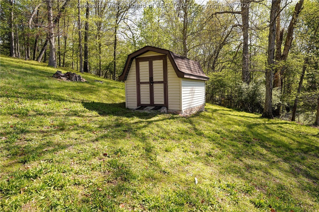 46 Youngview Drive Elkview, WV 25071 - Photo 28 of 36 Gallery Image 28