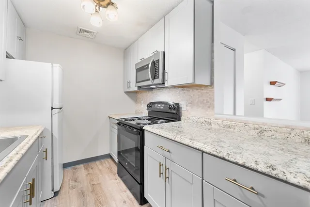 $414,900 | 15 Bower Road, Unit B2, Quincy, MA 02169