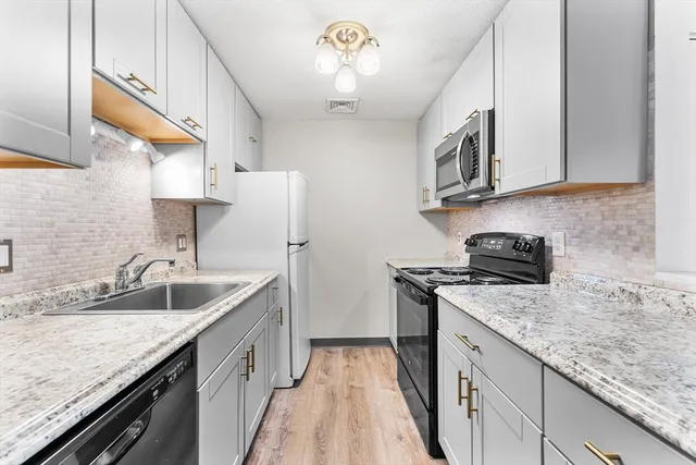 $414,900 | 15 Bower Road, Unit B2, Quincy, MA 02169