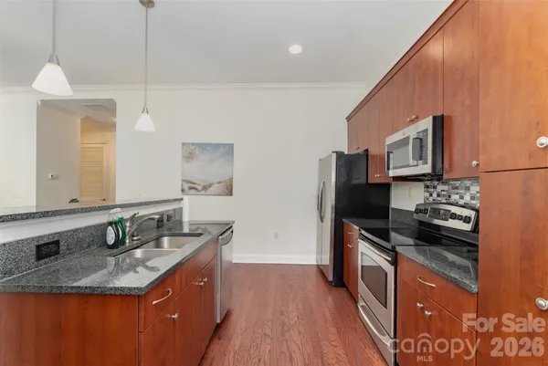 $399,000 | 230 South Tryon Street, Unit 1105, Charlotte, NC 28202