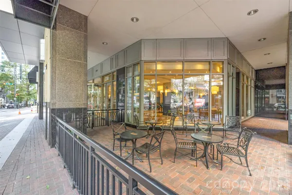 $399,000 | 230 South Tryon Street, Unit 1105, Charlotte, NC 28202