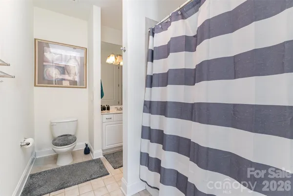 $399,000 | 230 South Tryon Street, Unit 1105, Charlotte, NC 28202
