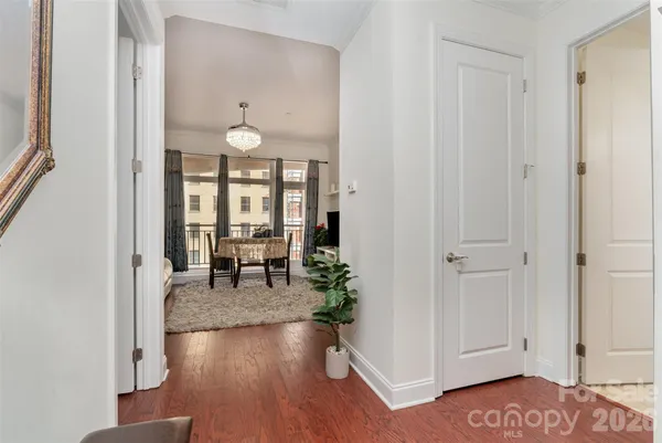 $399,000 | 230 South Tryon Street, Unit 1105, Charlotte, NC 28202