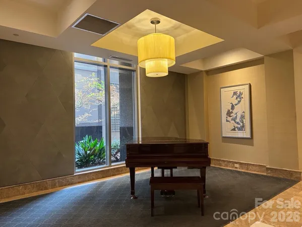 $399,000 | 230 South Tryon Street, Unit 1105, Charlotte, NC 28202