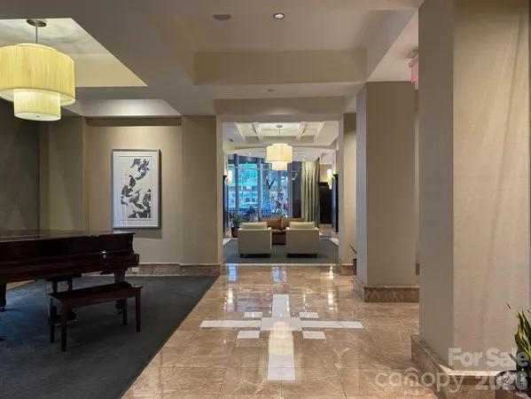 $399,000 | 230 South Tryon Street, Unit 1105, Charlotte, NC 28202
