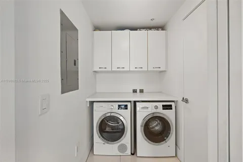 $4,999,000 | 6899 Collins Avenue, Unit 2307/10, Miami Beach, FL 33141