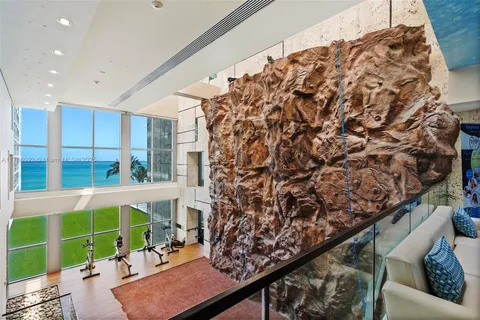 $4,999,000 | 6899 Collins Avenue, Unit 2307/10, Miami Beach, FL 33141