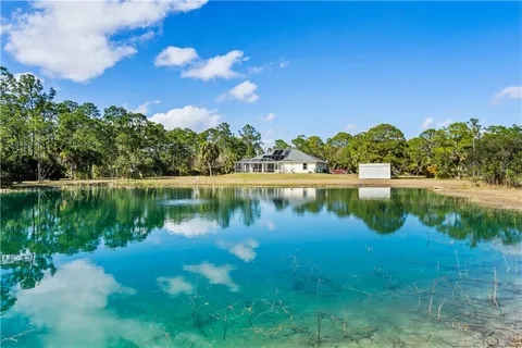 $850,000 | 13855 83rd Street, Fellsmere, FL 32948