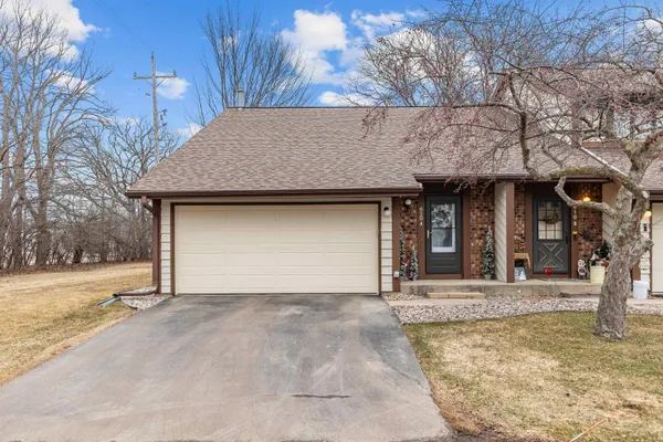 $199,900 | 610 Stonehedge Lane, Unit 3A, Grand Chute, WI 54914