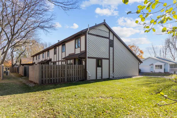 $199,900 | 610 Stonehedge Lane, Unit 3A, Grand Chute, WI 54914